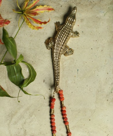 Crochet mural - grand crocodile